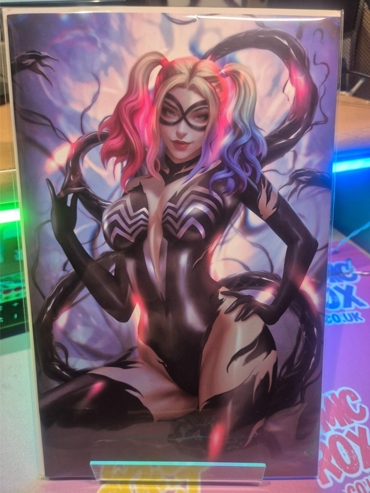 Harley Quinn /Black Cat Venomized Artist Alley Artbook, NM